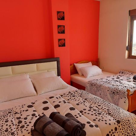 Geni Apartment Корча Экстерьер фото